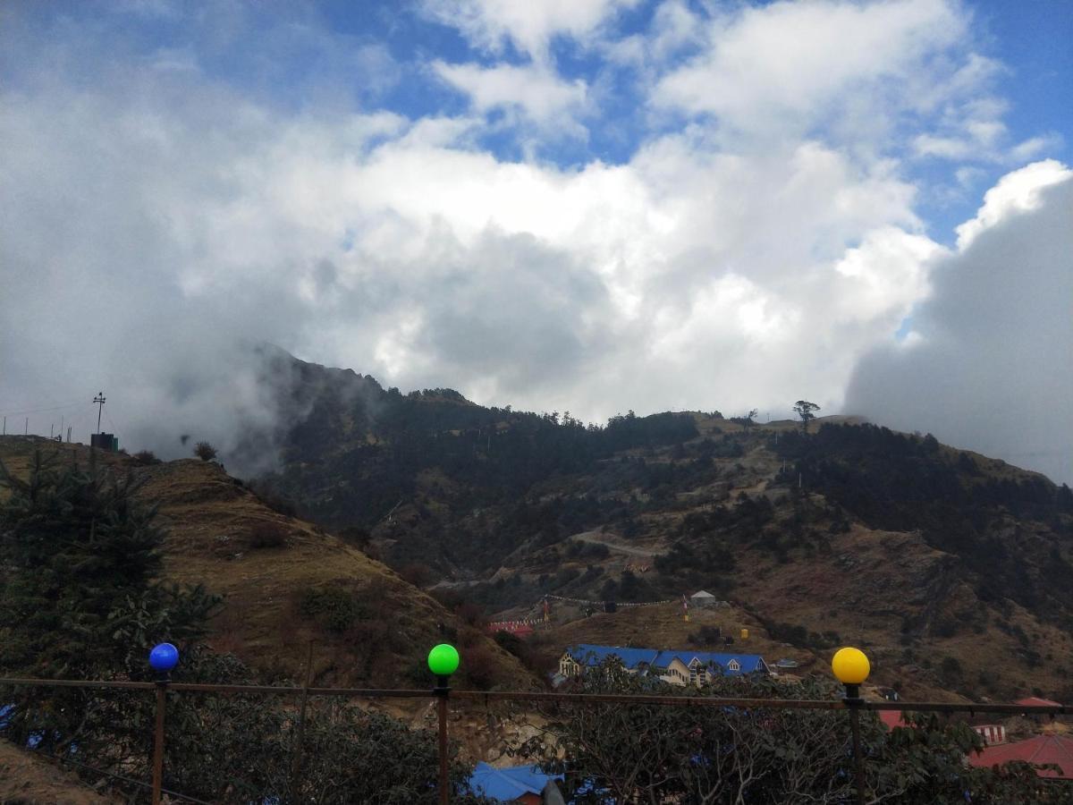 Tripura Resort Kalinchowk Charikot エクステリア 写真