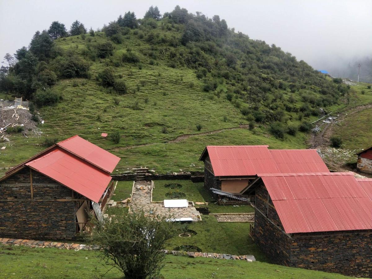 Tripura Resort Kalinchowk Charikot エクステリア 写真