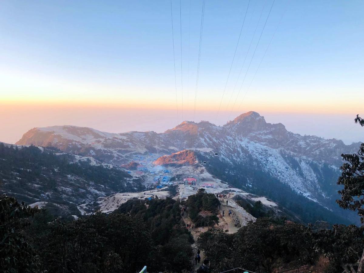 Tripura Resort Kalinchowk Charikot エクステリア 写真